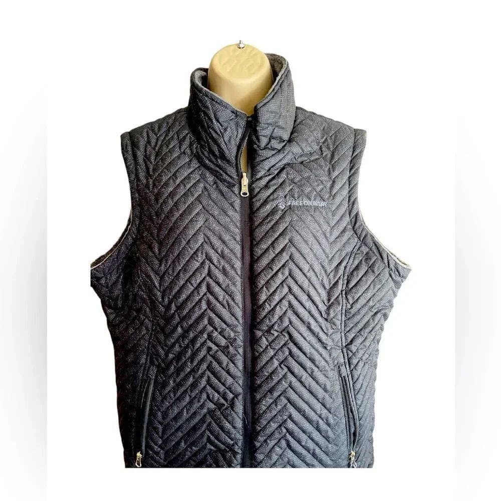 Free Country Reversible Vest Gray Quilted/Sherpa Jacket PTP 23’ L25.5